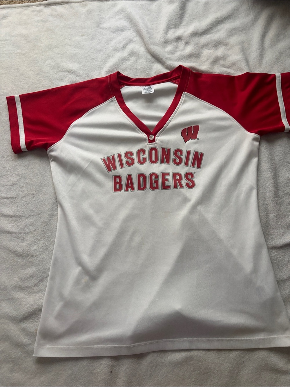 Wisconsin Badgers White & Red Team Shirt